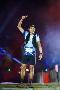 BIB: 9039
                            <button type="button" onclick="openModal(19040191)" class="btn btn-primary btn-sm float-right btn-popup" data-toggle="modal" data-target=".modal-high-quality">
                        <i class="fas fa-shopping-cart"></i> Add to Cart
                    </button>
                                            <button type="button" onclick="isThisMe(19040191, true)" class="btn btn-success btn-sm float-right btn-popup btn-isme hidden" data-toggle="tooltip" data-placement="bottom" title="นี่คือรูปของคุณใช่ไหม คลิกที่นี่เพื่อเอาเข้าอัลบั้ม">
                        <i class="fas fa-plus"></i> Add to album
                    </button>
                    <button type="button" onclick="isThisMe(19040191, false)" class="btn btn-warning btn-sm float-right btn-popup btn-isnotme hidden">
                        <i class="fas fa-ban"></i> Remove from album
                    </button>